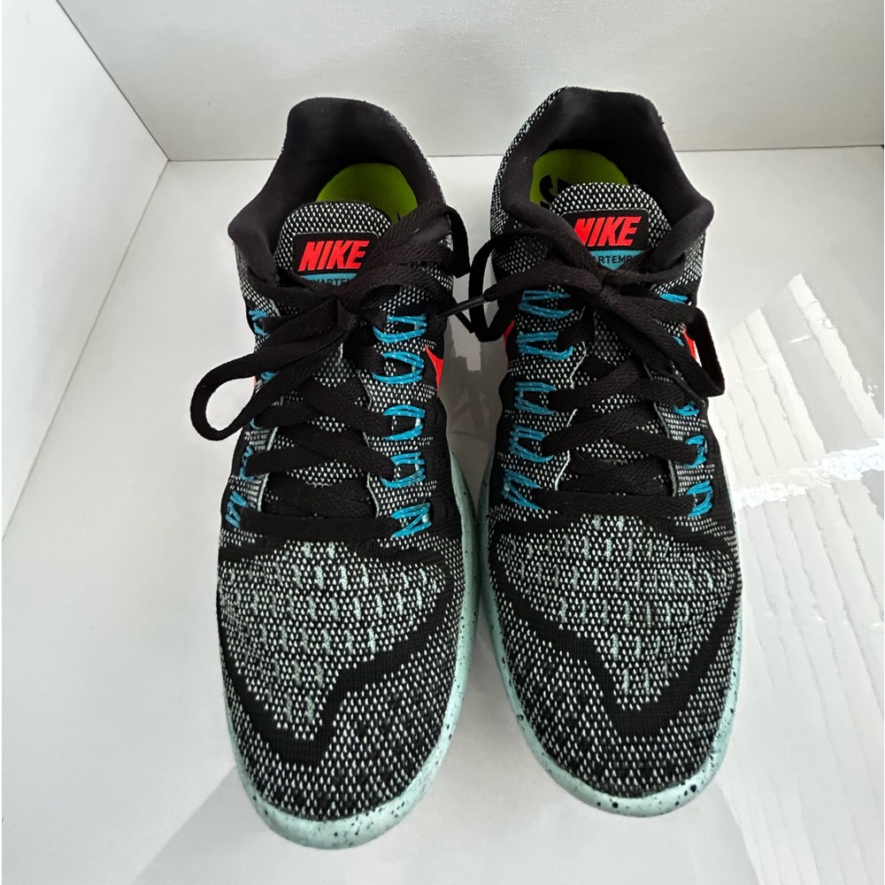 Nike Lunartempo Running Sneakers.